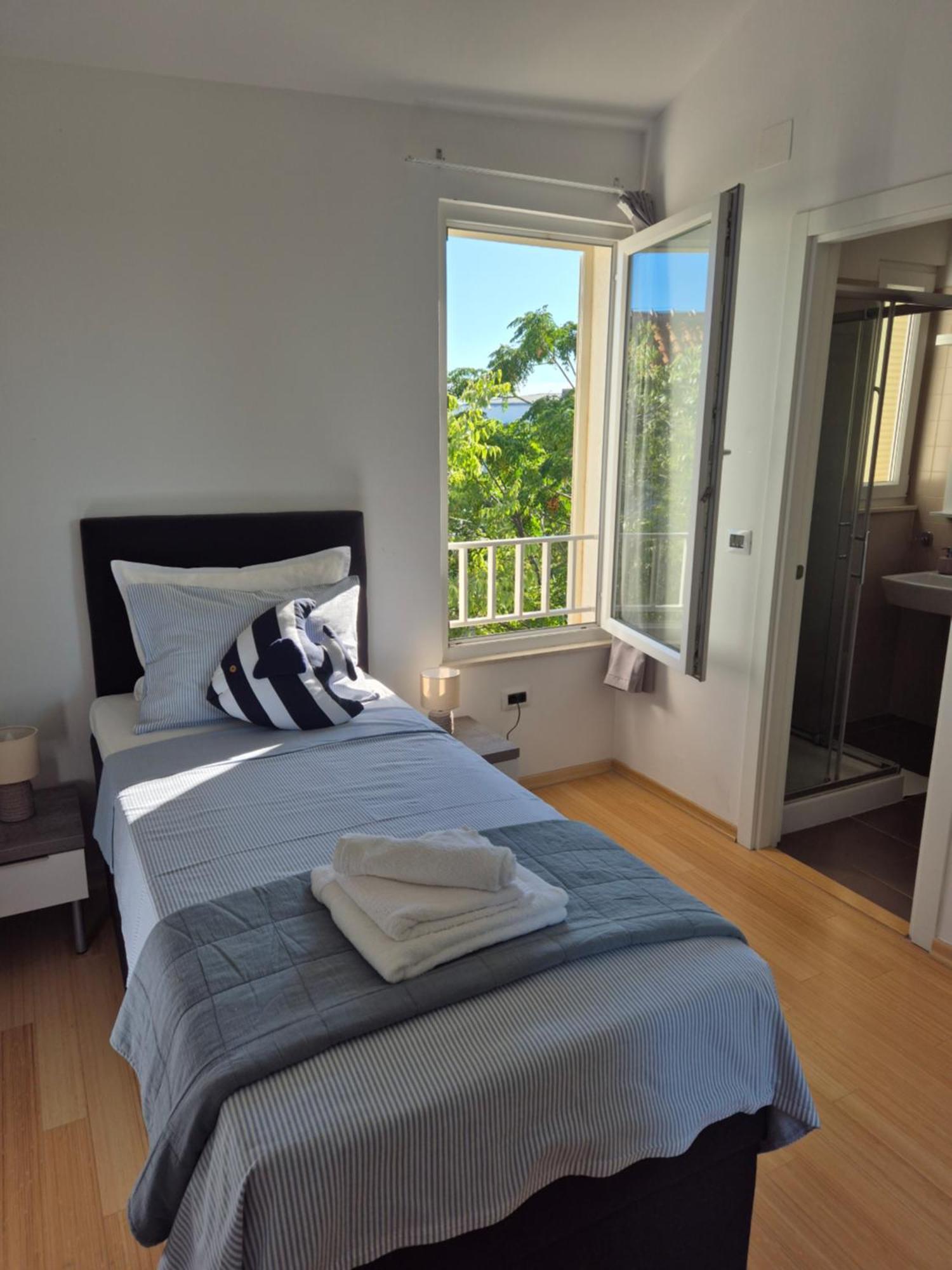 Luxury Two-Floor Apartment In Petrcane With Garden And Pool Exterior foto